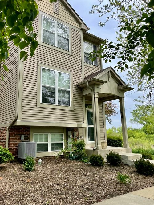 none-951 Ellsworth Dr, Grayslake, IL, 60030-3365 | Card Image