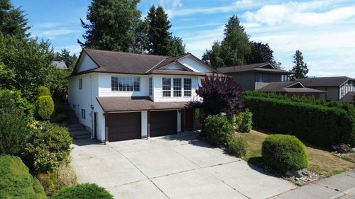 2138 Essex Dr, Abbotsford, BC, V2S7R8 | Card Image