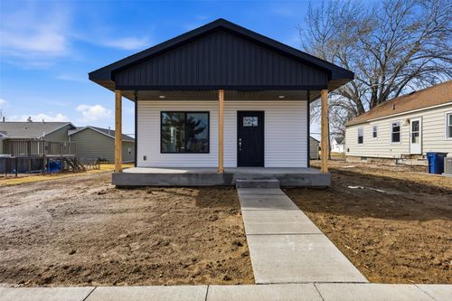 105 Mulberry St, Tipton, IA, 52772-1824 | Card Image
