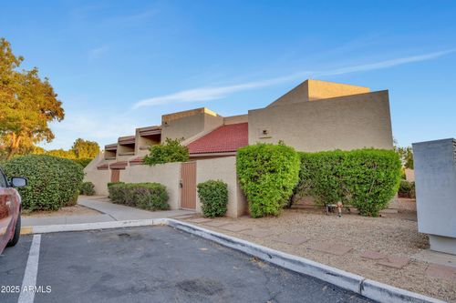 8873 N 47th Ln, Glendale, AZ, 85302-5132 | Card Image