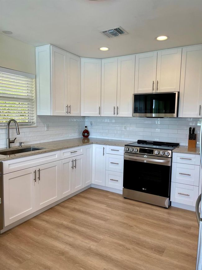 1165 Lagoon Dr, House other with 3 bedrooms, 2 bathrooms and null parking in Cudjoe Key FL | Image 22