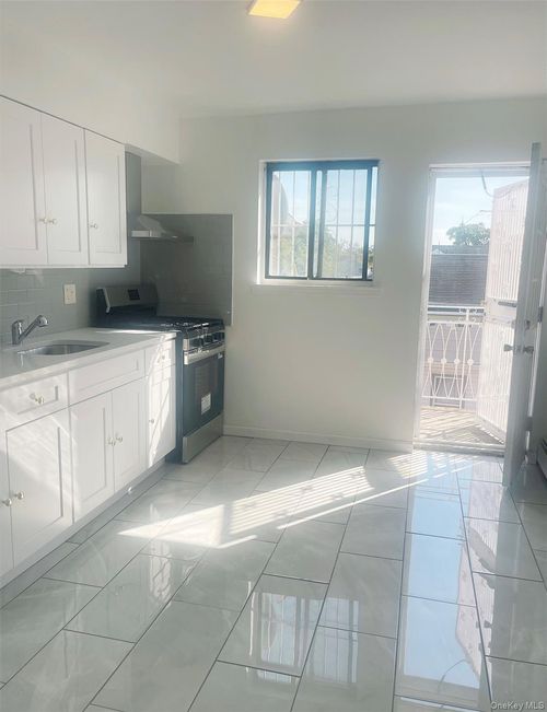 4f-18 123rd St, College Point, NY, 11356-2249 | Card Image