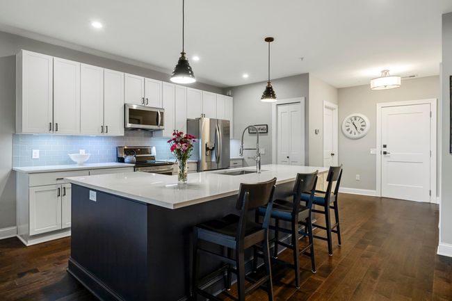 UNIT-404 - 5317 Highpointe Lakes Dr, Condo with 2 bedrooms, 2 bathrooms and null parking in Westerville OH | Image 4