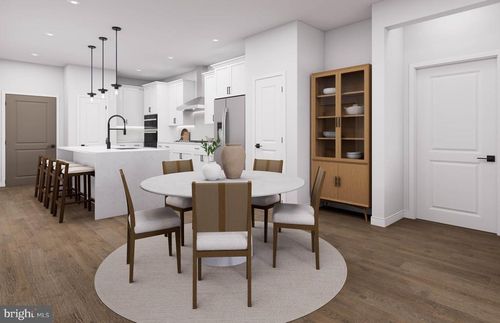 209-8131 Shining Star Ln, VIENNA, VA, 22182 | Card Image