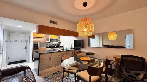 apt-1810-1750 N Bayshore Dr, Miami, FL, 33132-3206 | Card Image