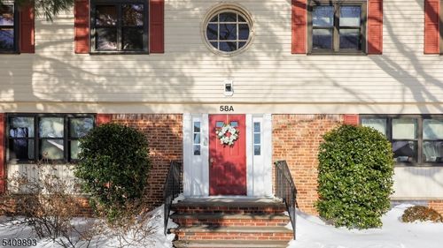 a2-58 Sandra Cir, Westfield, NJ, 07090-1117 | Card Image