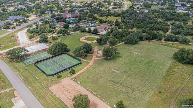1239 Yaupon Loop, House other with 4 bedrooms, 3 bathrooms and null parking in New Braunfels TX | Image 44