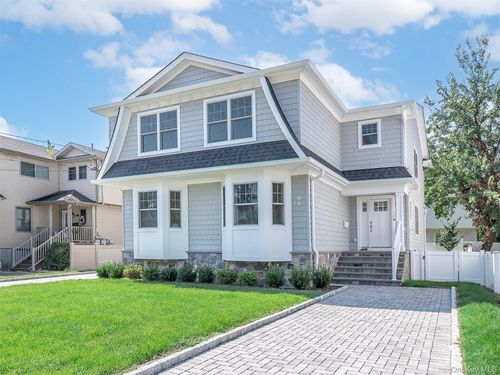 b-59 Edgewood Road, North Hempstead, NY, 11050 | Card Image