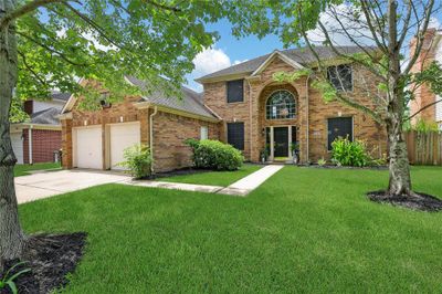 2831 Plantation Wood Lane, House other with 4 bedrooms, 2 bathrooms and null parking in Missouri City TX | Image 1