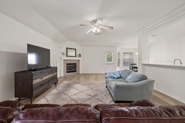 1643 Abbey Ln, House other with 3 bedrooms, 2 bathrooms and 6 parking in Cedar Park TX | Image 6