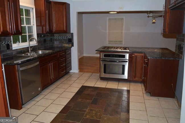553 Old Mill Ct, House other with 4 bedrooms, 3 bathrooms and null parking in Norcross GA | Image 9