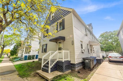 apt-4-2115 Dowd Ave, Lakewood, OH, 44107-5281 | Card Image