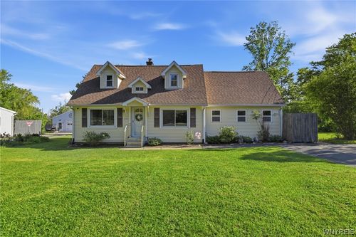2940 Cloverbank Rd, Hamburg, NY, 14075-3432 | Card Image