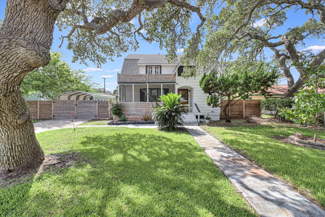Houston St, Aransas Pass, TX 78336