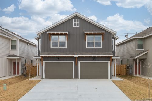 1-2307 Lynwood Bnd, San Antonio, TX, 78245-4145 | Card Image