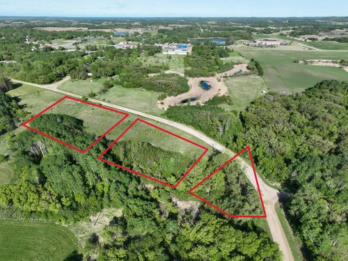 3 Old Fergus Road, Pelican Rapids, MN, 56572 | Card Image
