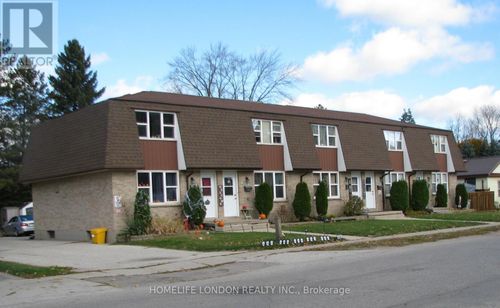 337-339 Saulsbury St, Strathroy, ON, N7G2B3 | Card Image