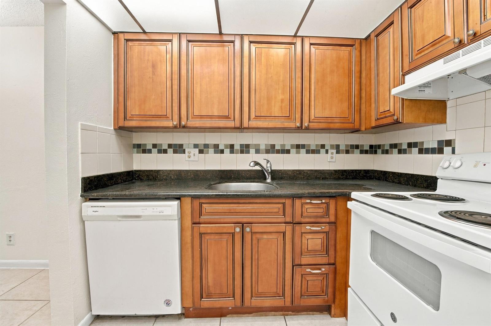 Residential Lease in Boca Raton 5