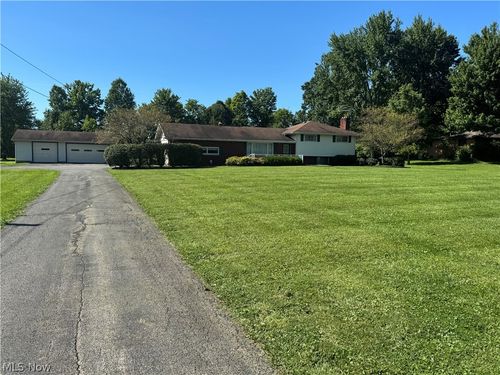 5787 E Calla Rd, New Middletown, OH, 44442-9768 | Card Image