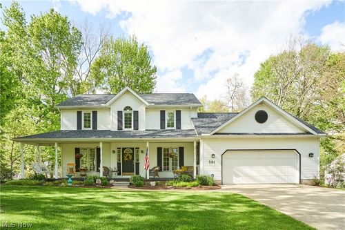 581 Woodhaven Dr, Green, OH, 44685-9613 | Card Image