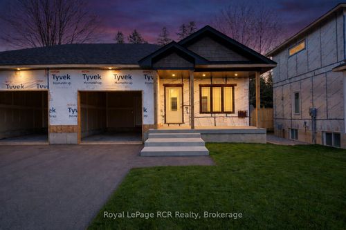 88 Griffith St, Walkerton, ON, N0G2V0 | Card Image