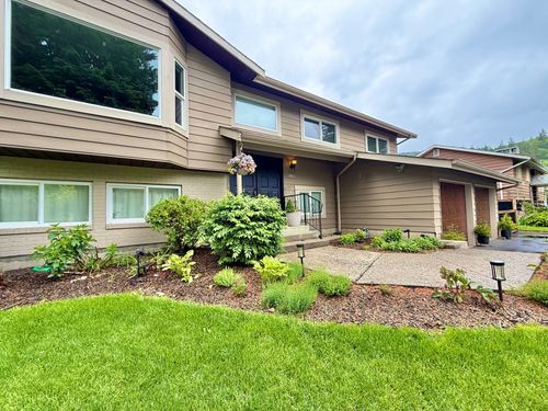 21224 Mountview Cres, Hope, BC, V0X1L1 | Card Image
