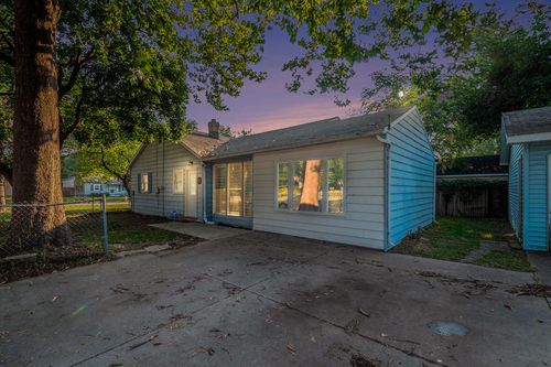 960 33rd St, Wyoming, MI, 49509-3502 | Card Image