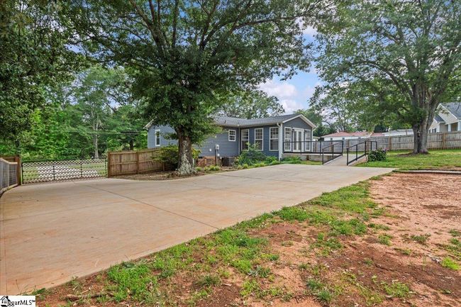13 Williams Rd, House other with 3 bedrooms, 2 bathrooms and null parking in Taylors SC | Image 25