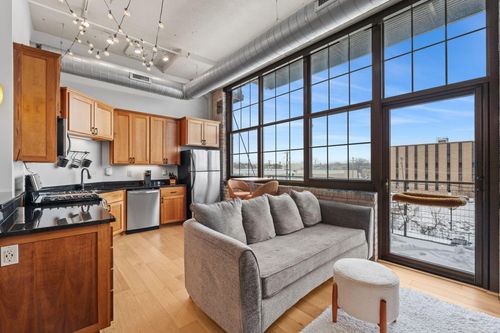 306-1901 E Hennepin Ave, Minneapolis, MN, 55413-3007 | Card Image