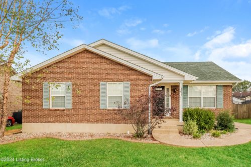 161 Drake Dr, Shepherdsville, KY, 40165-8109 | Card Image