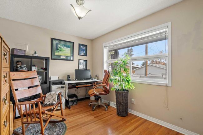 643 Woodsworth Road Se, Home with 5 bedrooms, 3 bathrooms and 3 parking in Calgary AB | Image 20