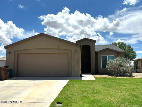 6428 Towhee Ave, Las Cruces, NM, 88012-7083 | Card Image