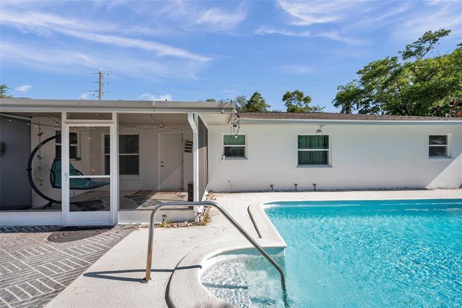 2009 Cleveland St, House other with 3 bedrooms, 2 bathrooms and null parking in CLEARWATER FL | Image 48