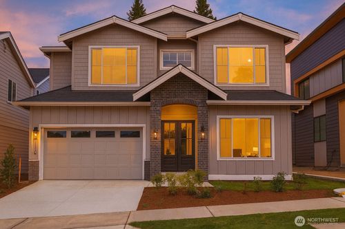 1118 N 34th St, Renton, WA, 98056-1936 | Card Image