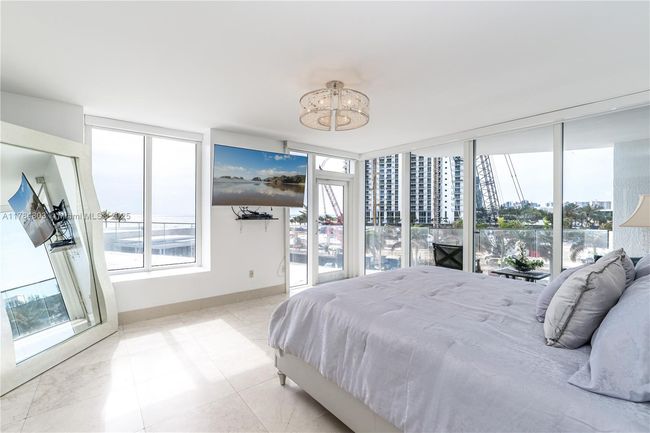 APT-405 - 18911 Collins Ave, Condo with 3 bedrooms, 4 bathrooms and null parking in Sunny Isles Beach FL | Image 13