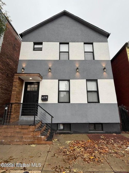 4-479 2nd St, Troy, NY, 12180-5518 | Card Image