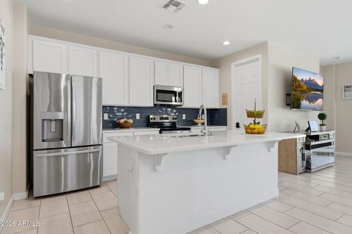 18018 W Hess St, Goodyear, AZ, 85338-6409 | Card Image
