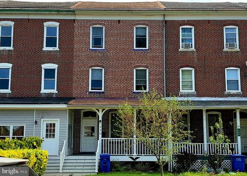 136 4th Ave, ROEBLING, NJ, 08554-1010 | Card Image