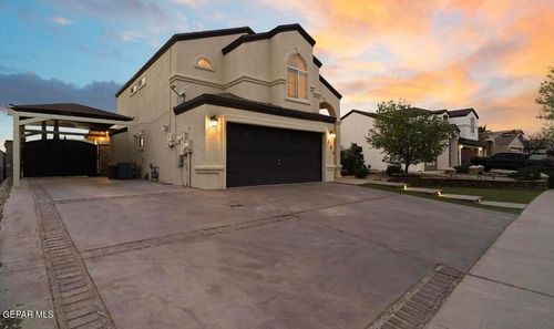 409 Emerald Bluff Dr, Horizon City, TX, 79928-6470 | Card Image