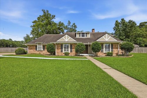 125 Lexington Dr., Vidor, TX, 77662 | Card Image
