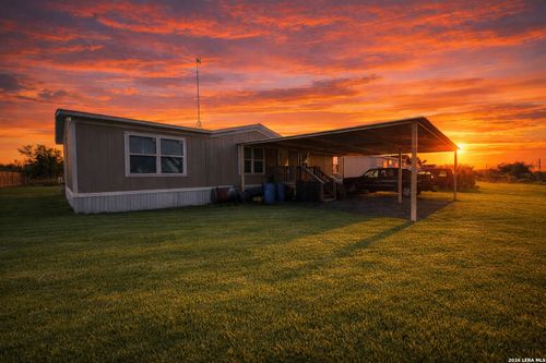 137 Viridian View, Pleasanton, TX, 78064 | Card Image