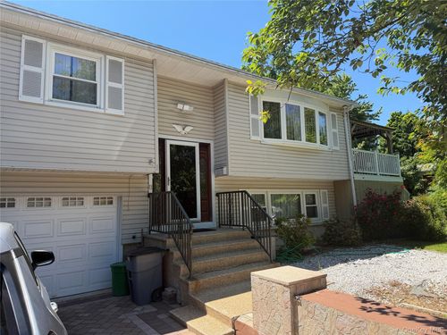 11 De Clark Pl, Nanuet, NY, 10954-3422 | Card Image