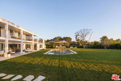 6509 Wandermere Rd, MALIBU, CA, 90265-4131 | Card Image
