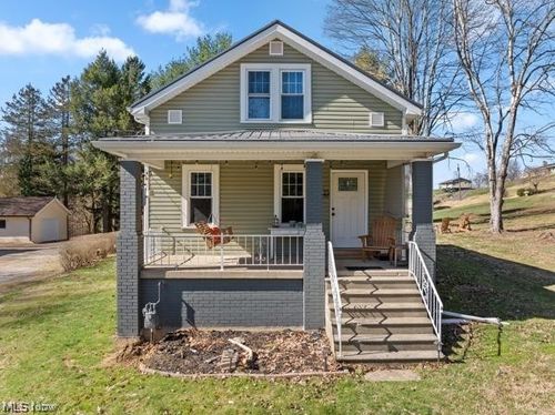 35 Lyle Rd, Wheeling, WV, 26003-6749 | Card Image