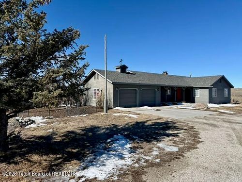 81 Orcutt Dr, Pinedale, WY, 82941-5308 | Card Image