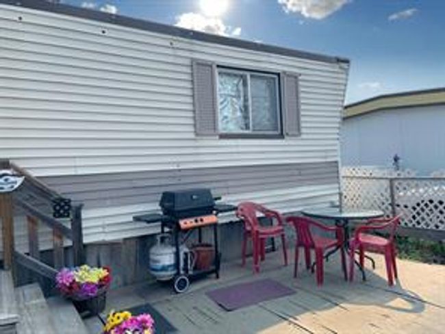 24 - 20 Highway 22, Home with 1 bedrooms, 1 bathrooms and 1 parking in Cremona AB | Image 4