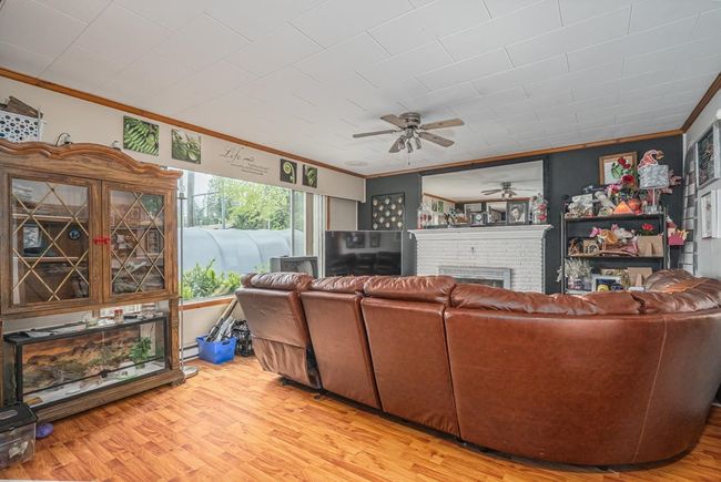 4339 200 Street, House other with 3 bedrooms, 1 bathrooms and 6 parking in Langley BC | Image 6