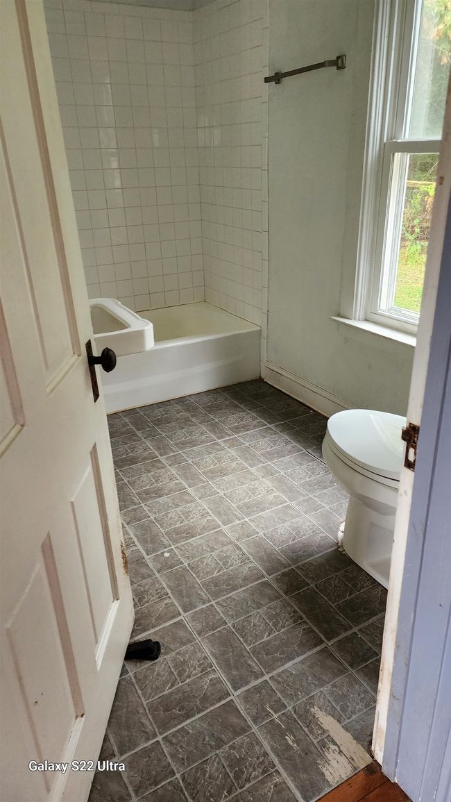 N697 County Rd N, House other with 3 bedrooms, 2 bathrooms and null parking in NESHKORO WI | Image 74