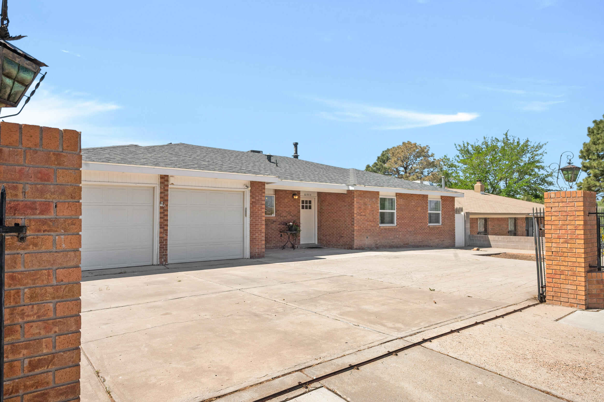 Cathy Ave, Albuquerque, NM 87109