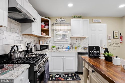 46 Terrace Ave, PINE HILL, NJ, 08021-6235 | Card Image